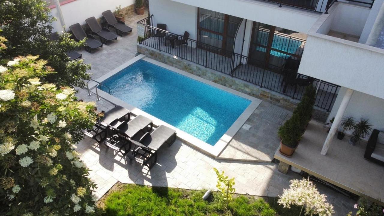 Villa Aqua Family Hotel Burgas Exterior foto