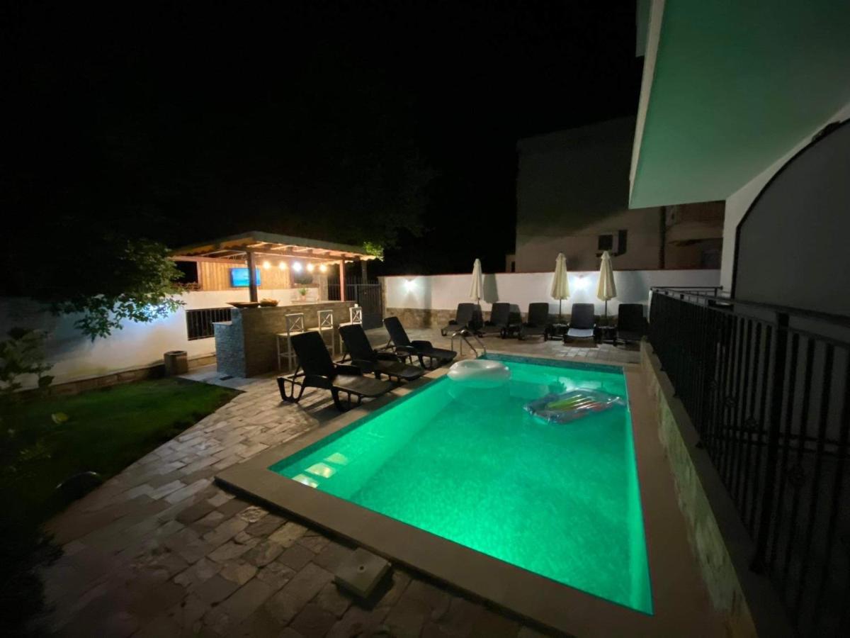 Villa Aqua Family Hotel Burgas Exterior foto